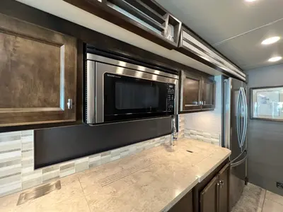 2021 Tiffin Motorhomes Allegro Open Road photo 10