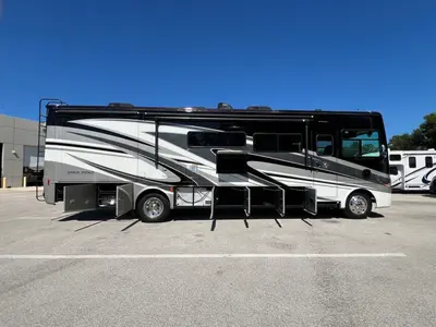2021 Tiffin Motorhomes Allegro Open Road photo 23