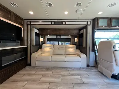 2021 Tiffin Motorhomes Allegro Open Road photo 13