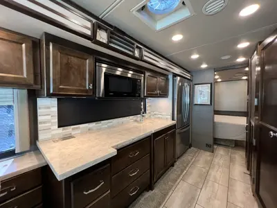 2021 Tiffin Motorhomes Allegro Open Road photo 7