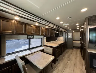 2021 Tiffin Motorhomes Allegro Open Road photo 5