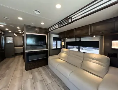 2021 Tiffin Motorhomes Allegro Open Road photo 12