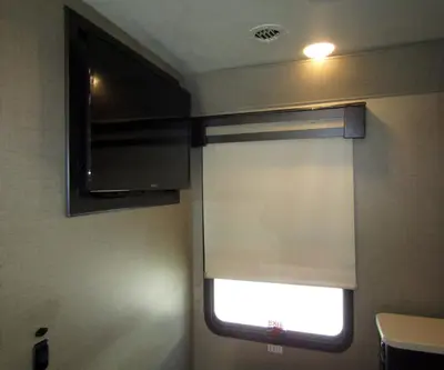 2019 Thor Motor Coach Compass photo 18