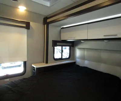 2019 Thor Motor Coach Compass photo 17