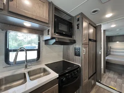 2024 Winnebago Minnie Winnie photo 8