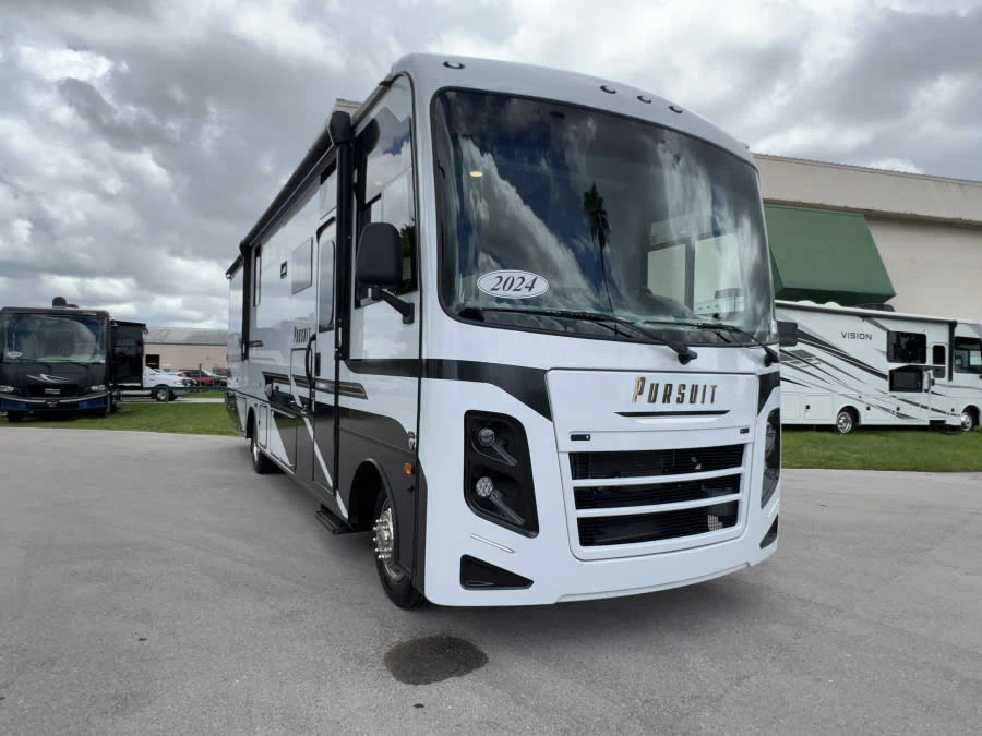 2024 Coachmen Pursuit exterior