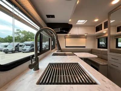 2026 Thor Motor Coach Chateau photo 11