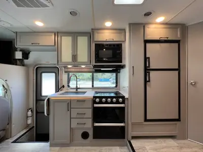 2024 Thor Motor Coach Chateau photo 8