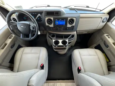 2024 Thor Motor Coach Chateau photo 2