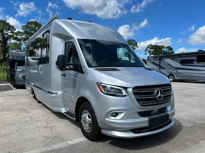 2022 Airstream Atlas exterior
