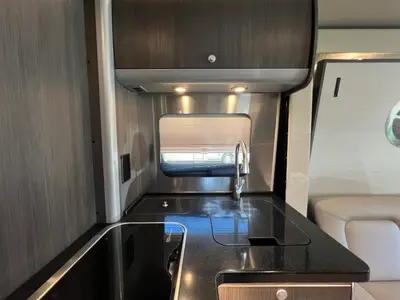 2022 Airstream Atlas photo 8