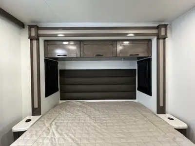 2026 Entegra Coach Vision XL photo 16
