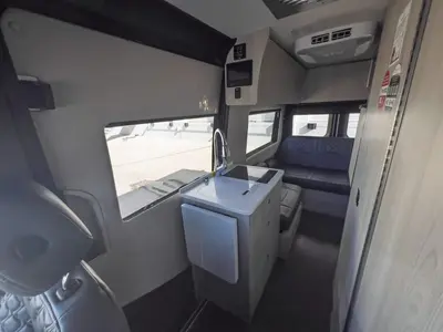 2026 Tiffin Motorhomes GT1 photo 11