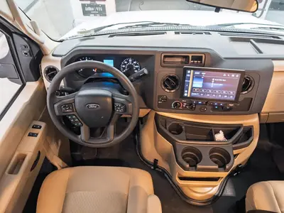 2027 Thor Motor Coach Chateau photo 2