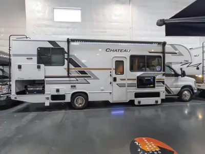 2027 Thor Motor Coach Chateau photo 19