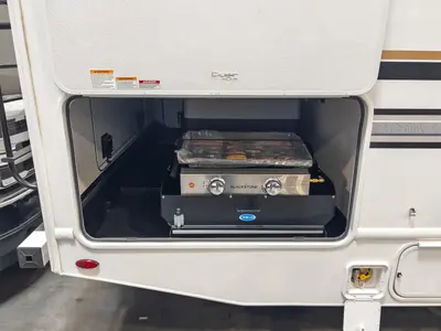 2027 Thor Motor Coach Chateau photo 20