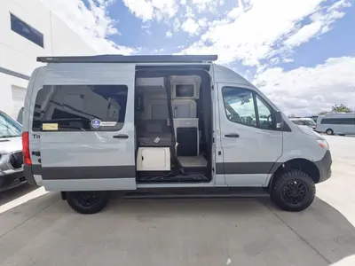 2027 Thor Motor Coach Tranquility photo 17