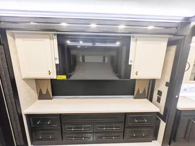 2026 Tiffin Motorhomes Allegro BUS photo 17