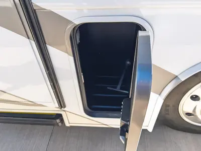 2027 Entegra Coach Vision XL photo 21