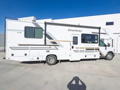 2027 Thor Motor Coach Chateau photo 19