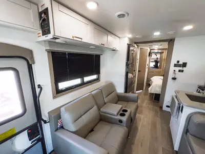 2027 Entegra Coach Odyssey photo 9