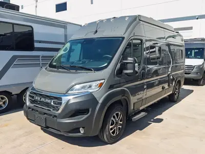 2027 Winnebago Solis photo 22