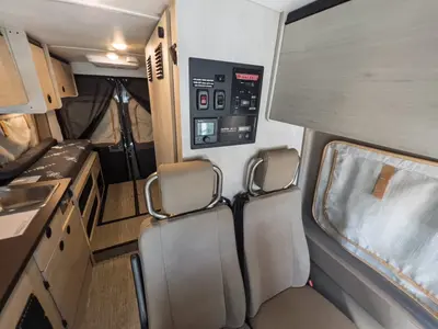 2027 Winnebago Solis photo 7