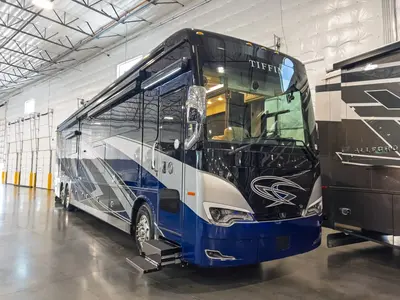 2026 Tiffin Motorhomes Allegro BUS exterior