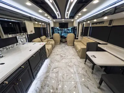 2026 Tiffin Motorhomes Allegro BUS photo 4