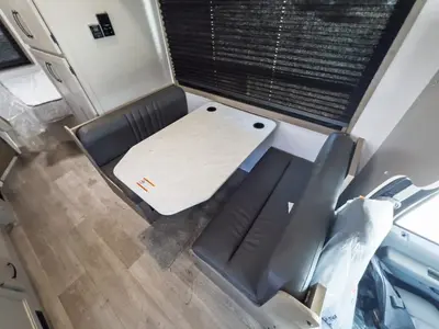 2027 Entegra Coach Odyssey SE photo 8