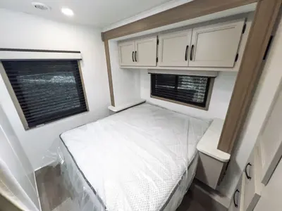 2027 Entegra Coach Odyssey SE photo 13