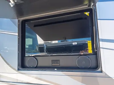 2027 Entegra Coach Vision XL photo 26
