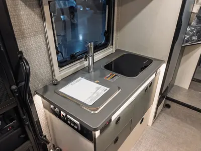2027 Winnebago Ekko photo 9