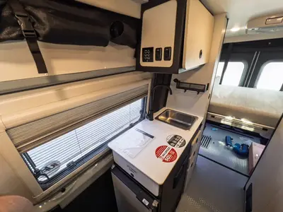 2027 Tiffin Motorhomes GH1 photo 9