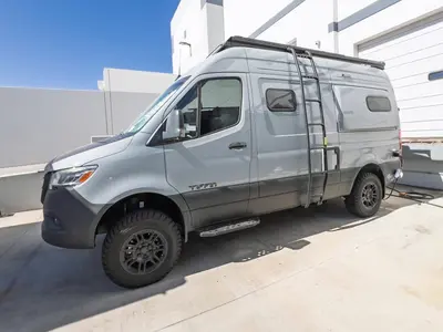 2027 Tiffin Motorhomes GH1 photo 17