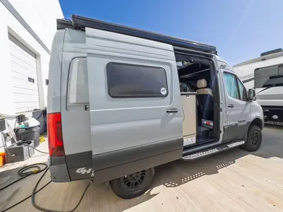 2027 Tiffin Motorhomes GH1 photo 16