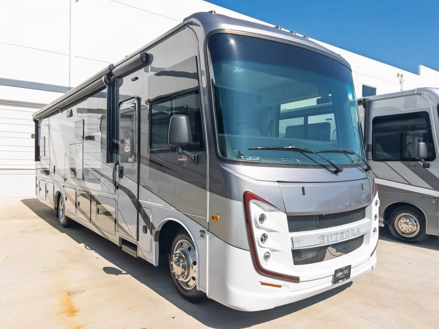 2027 Entegra Coach Vision XL exterior