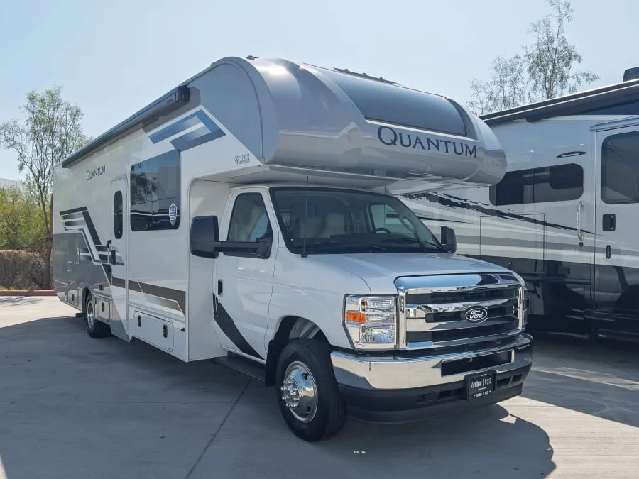 2027 Thor Motor Coach Quantum exterior