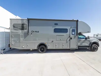 2027 Thor Motor Coach Omni photo 27
