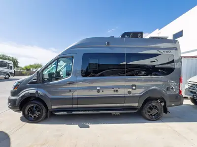 2027 Thor Motor Coach Talavera photo 18