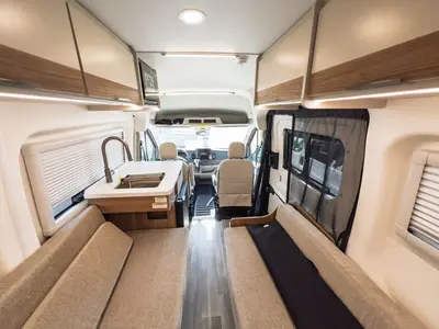 2027 Thor Motor Coach Talavera photo 5