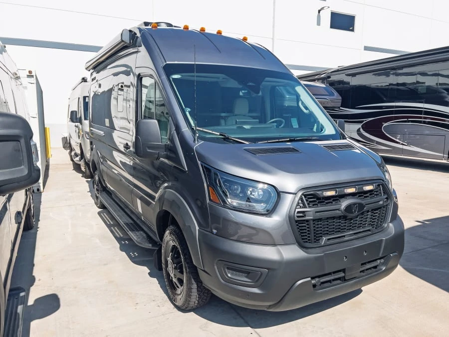 2027 Thor Motor Coach Talavera exterior