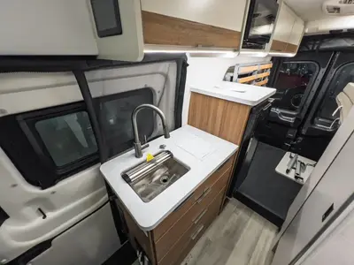 2027 Thor Motor Coach Talavera photo 10