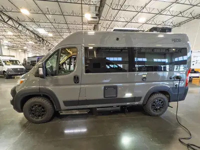 2027 Thor Motor Coach Rize photo 20