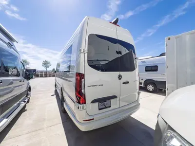 2027 Grech RV Strada-ION photo 24