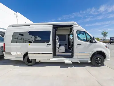 2027 Grech RV Strada-ION photo 21