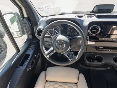 2027 Tiffin Motorhomes GH1 photo 4