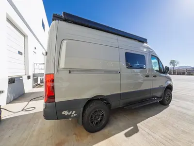 2027 Tiffin Motorhomes GH1 photo 15