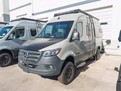 2027 Tiffin Motorhomes GH1 photo 18
