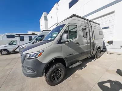 2027 Tiffin Motorhomes GH1 photo 17
